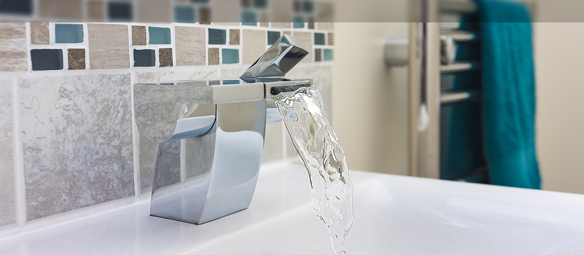 Modern chrome waterfall bathroom tap